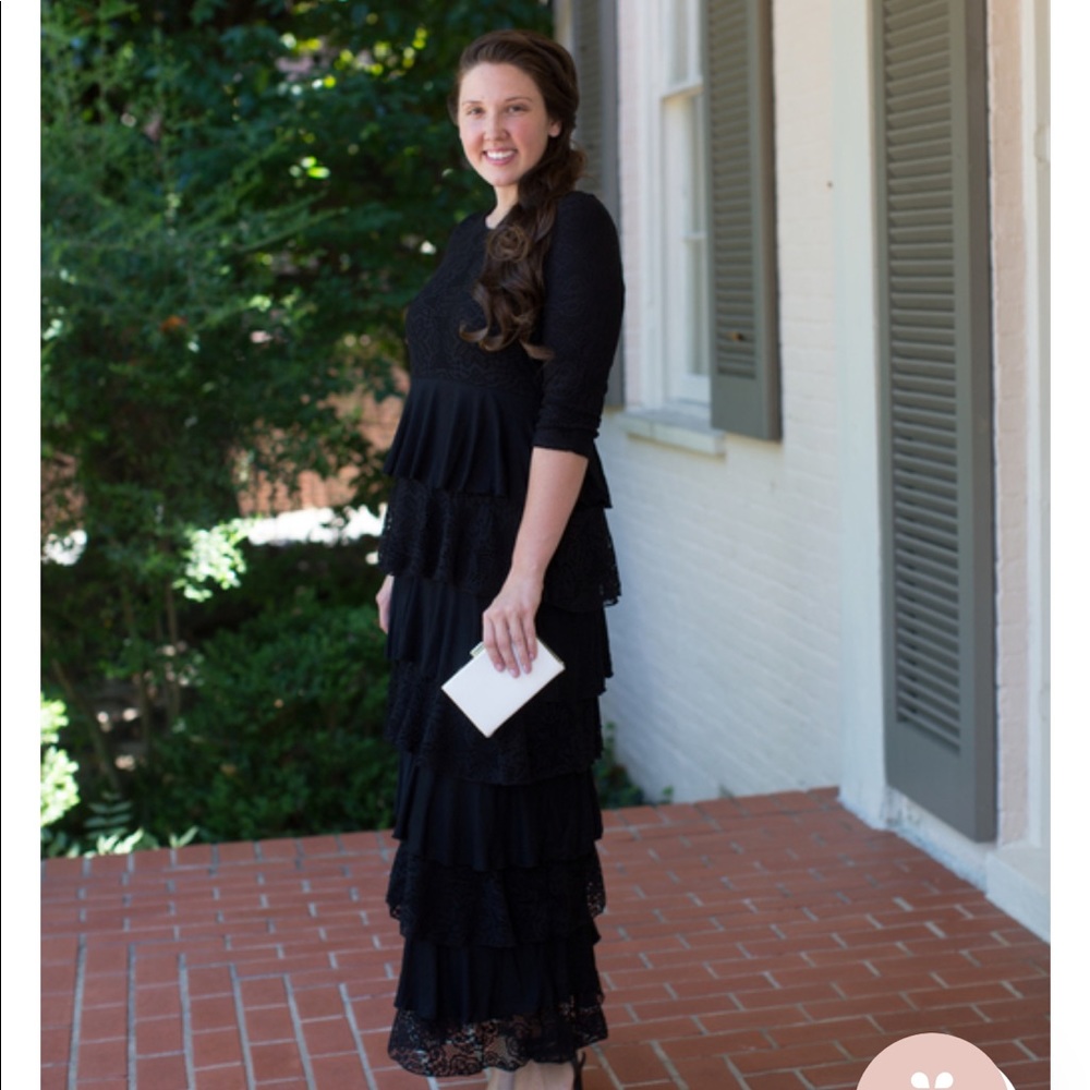 Dreaming in vintage black Dainty Jewells Dress